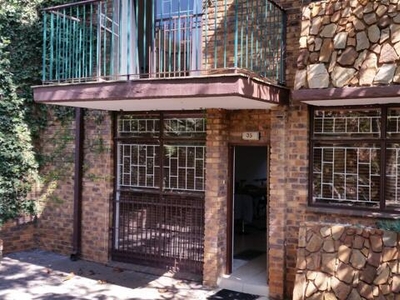Townhouse For Sale In Val De Grace, Pretoria