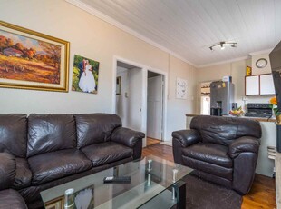 House For Sale in Brooklyn, Milnerton