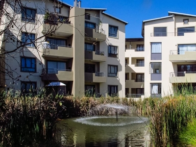 2 Bedroom Flat For Sale in Somerset West Mall Triangle