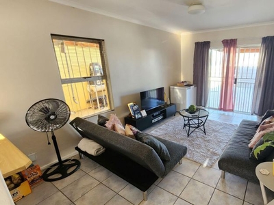 2 Bedroom townhouse - freehold rented in Kaapsig, Brackenfell