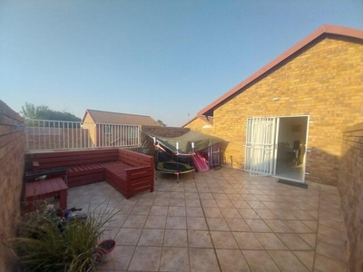 Apartment For Rent In Highveld, Centurion