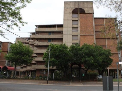 Apartment For Rent In Kilner Park, Pretoria