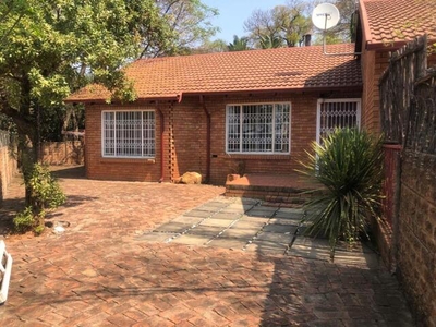 Apartment For Rent In Waterkloof Park, Pretoria