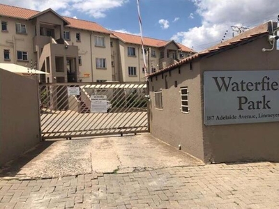 Apartment For Sale In Linmeyer, Johannesburg
