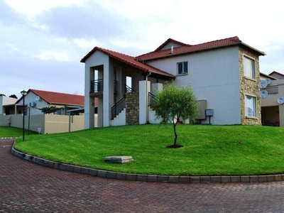 Apartment For Sale In North Riding Ah, Randburg