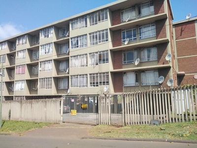 Apartment For Sale In Sea View, Durban