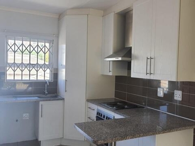 Apartment For Sale In Sugar Bush Estate, Krugersdorp