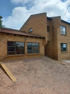 Commercial Property For Rent In Glenanda, Johannesburg