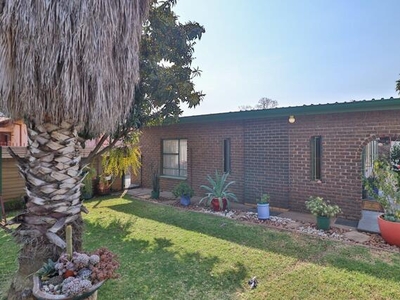 House For Sale In Booysens, Pretoria