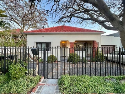House For Sale In Boston, Bellville