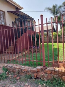 House For Sale In Mountain View, Pretoria