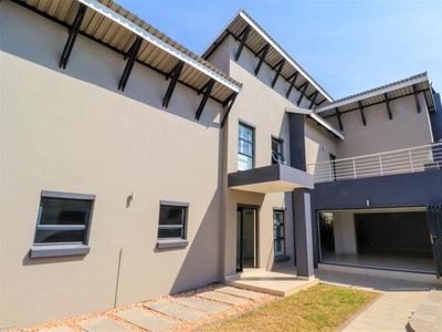 House For Sale In Olympus Ah, Pretoria