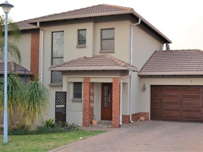 House For Sale In Rose Acres Estate, Pretoria