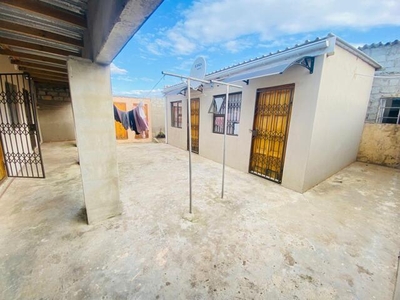 House For Sale In Zwide, Port Elizabeth