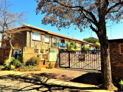 Townhouse For Rent In Villieria, Pretoria