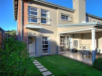 Townhouse For Rent In Westcliff, Johannesburg