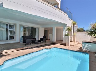 4 Bed Duplex in Camps Bay