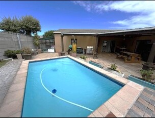 House For Sale in Blouberg Sands, Blouberg