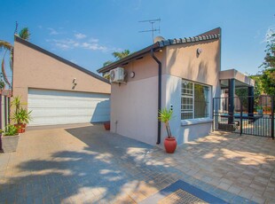 House For Sale in Weltevreden Park, Roodepoort