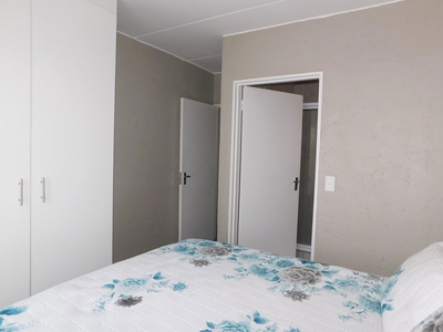 2 bedroom apartment for sale in Wilgeheuwel