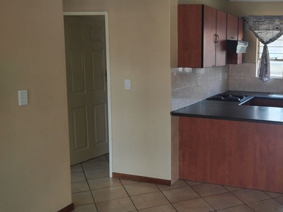 2 Bedroom Flat To Let in Rand Collieries