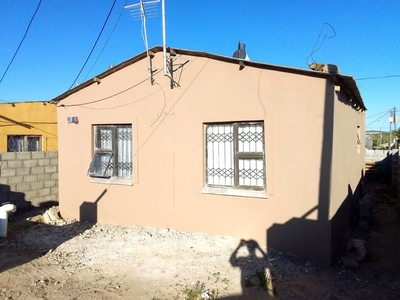 2 Bedroom House For Sale in Kwanobuhle