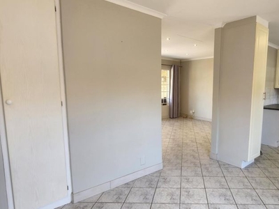 2 Bedroom townhouse - sectional to rent in Wapadrand, Pretoria