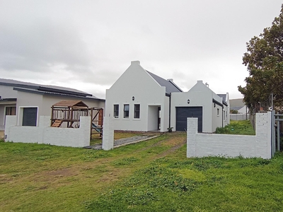 3 Bedroom House for Sale For Sale in Sandbaai - Home Sell -