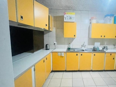 5 Bedroom flat for sale in Sunnyside, Pretoria