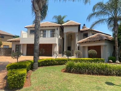 5 Bedroom House To Let in Woodhill Golf Estate