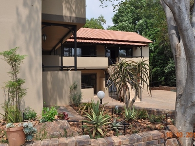 Upper class Fully furnished apartment to rent in Lynnwood Ridge, Pretoria