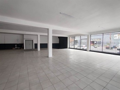 2400 m² Industrial space in Maitland