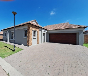 3 Bedroom House to rent in Secunda - 6 Pongola Street