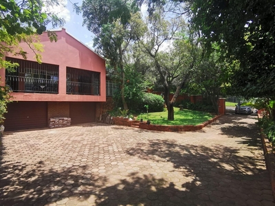 4 Bedroom House For Sale in Protea Park