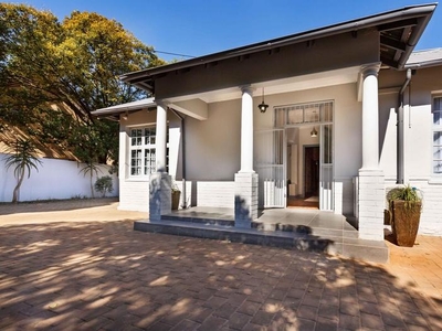 AirBNB/Guest House for sale – Arcadia Pretoria