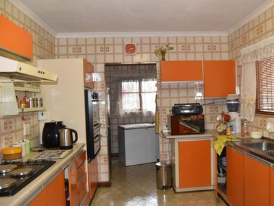 Large Family Home In Umzinto