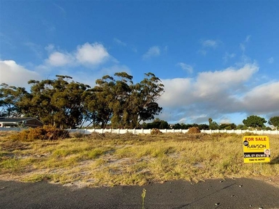 878 m² Land available in Darling