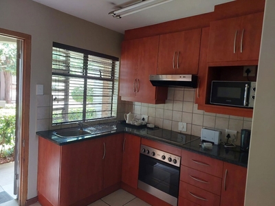 1 bedroom bachelor apartment to rent in Hatfield