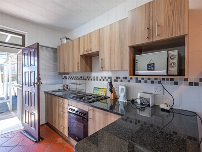 1 bedroom bachelor apartment to rent in Winklespruit