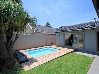 3 Bedroom House For Sale in Bergbron