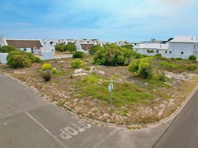 853m² Vacant Land For Sale in Struisbaai