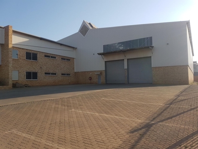 2,750m² Warehouse For Sale in Chloorkop