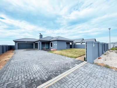 3 Bedroom House For Sale in Fountains Estate