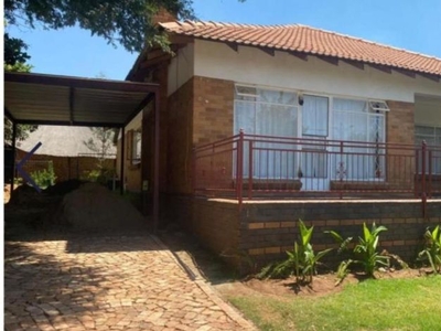 3 Bedroom house to rent in Horison, Roodepoort