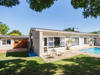 3 Bedroom house to rent in Roundhay, Somerset West