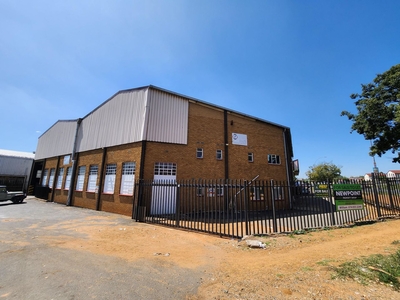 950m² Warehouse For Sale in Delville