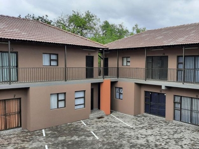 Bachelor Flat to rent in Rustenburg Central