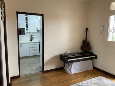 Modern 1.5 Bedroom Apartment for Sale in Glenwood - R850000