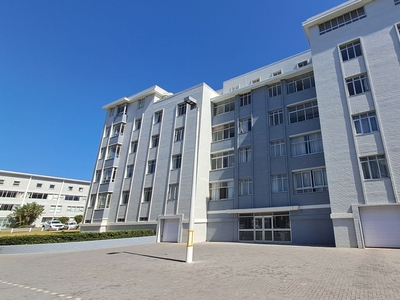 2 Bedroom Apartment To Let in Summerstrand