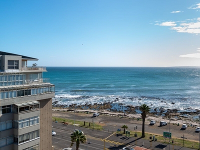 2 Bedroom Flat To Let in Mouille Point